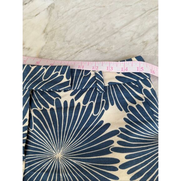 J. Crew linen blend Printed 4" scalloped short blue muslin sunburst size 4 - Picture 6 of 7